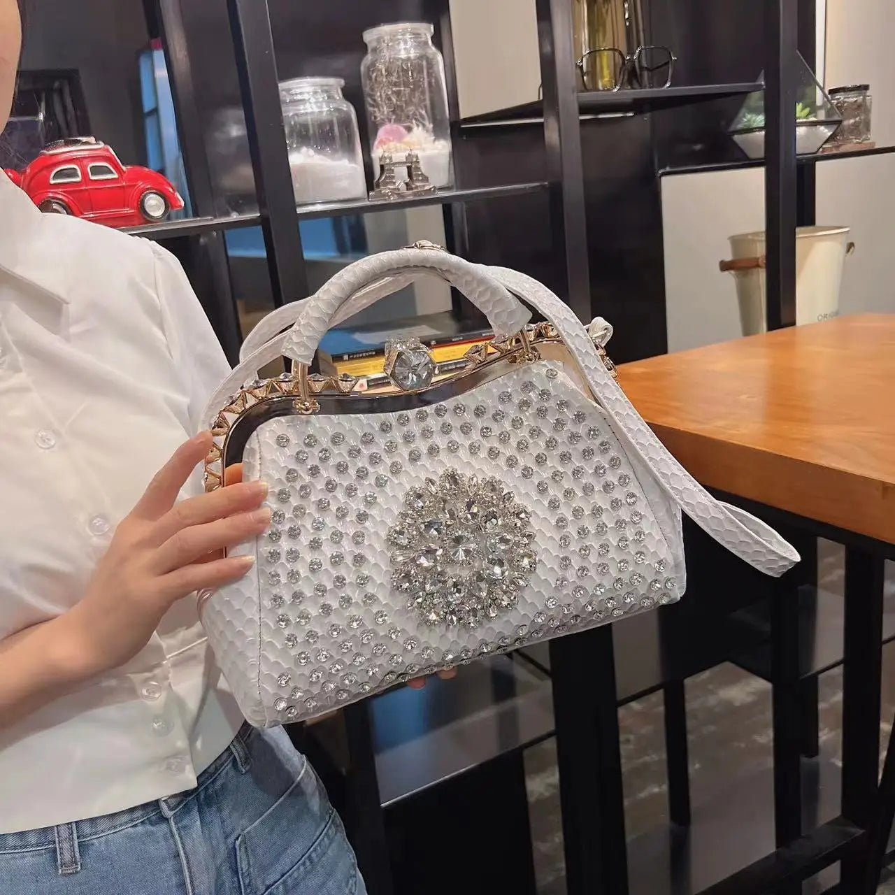Diamonds Women's  Leather clip Rhinestone Bag
