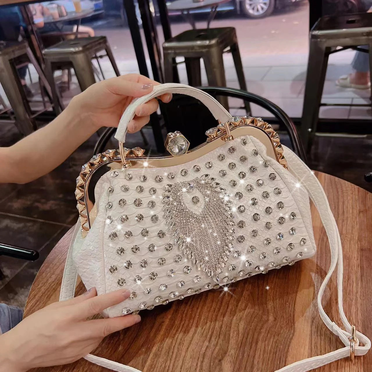 Diamonds Women's  Leather clip Rhinestone Bag
