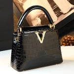 Load image into Gallery viewer, Crocodile Pattern Leather Women&#39;s Handbags
