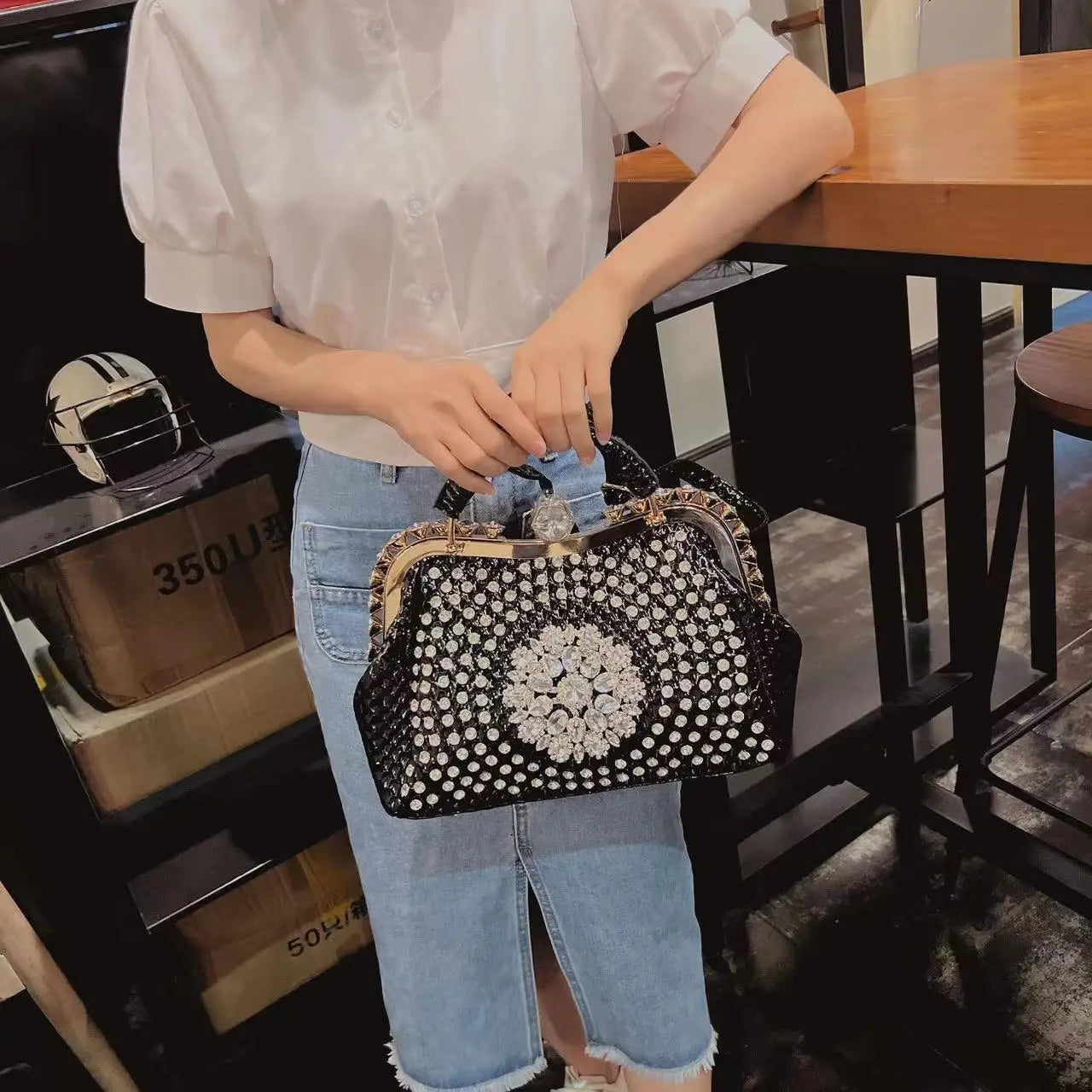 Diamonds Women's  Leather clip Rhinestone Bag