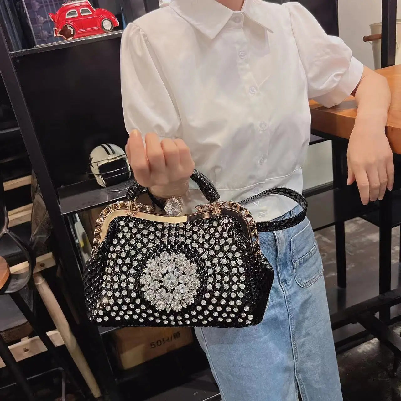 Diamonds Women's  Leather clip Rhinestone Bag