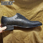 Load image into Gallery viewer, Luxury Men Oxford Shoes Lace up Split Toe Coffee Black Formal Men Dress Shoes Suede Patchwork Crocodile prints Leather Shoes
