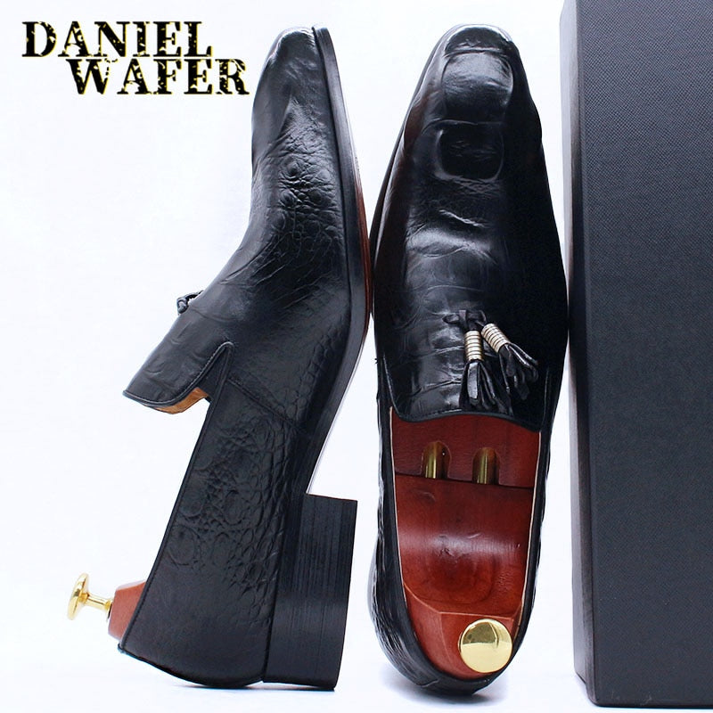 Luxury Men's Leather Dress Shoes Crocodile Prints Casual Men Shoes Slip On Tassels Loafers Office Wedding Shoes