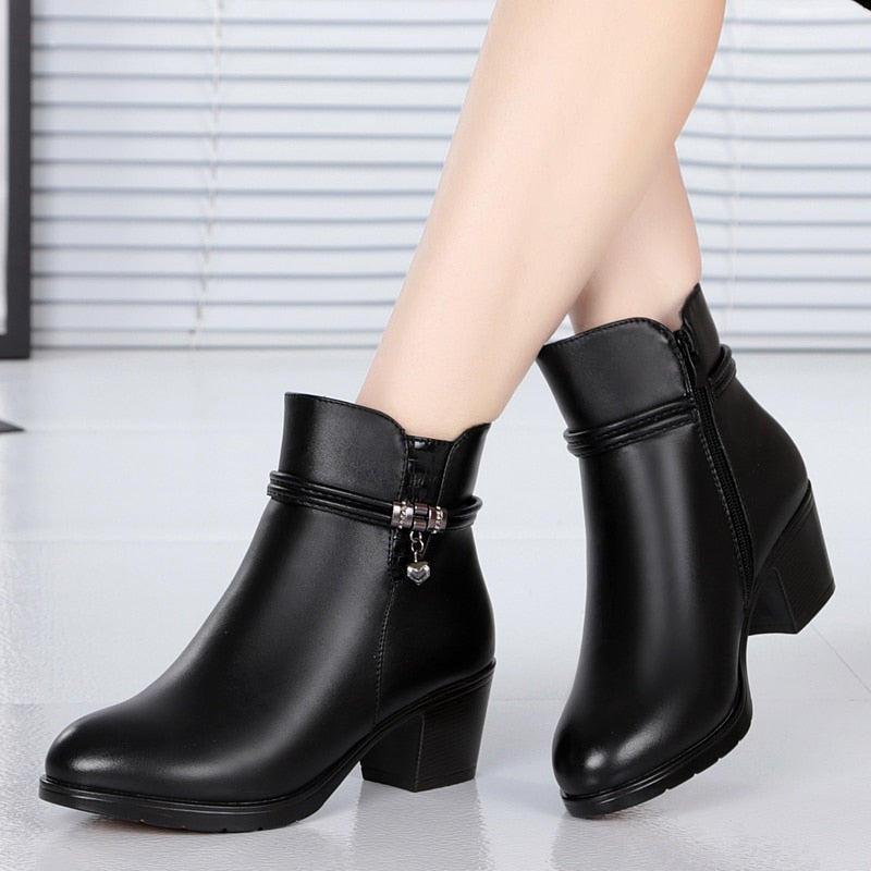 Fashion Soft Leather Women Ankle Boots High Heels Zipper Shoes Warm Fur Winter Boots for Women