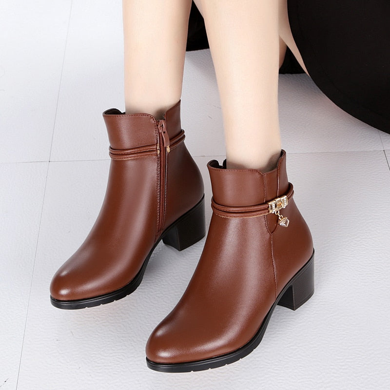 Fashion Soft Leather Women Ankle Boots High Heels Zipper Shoes Warm Fur Winter Boots for Women