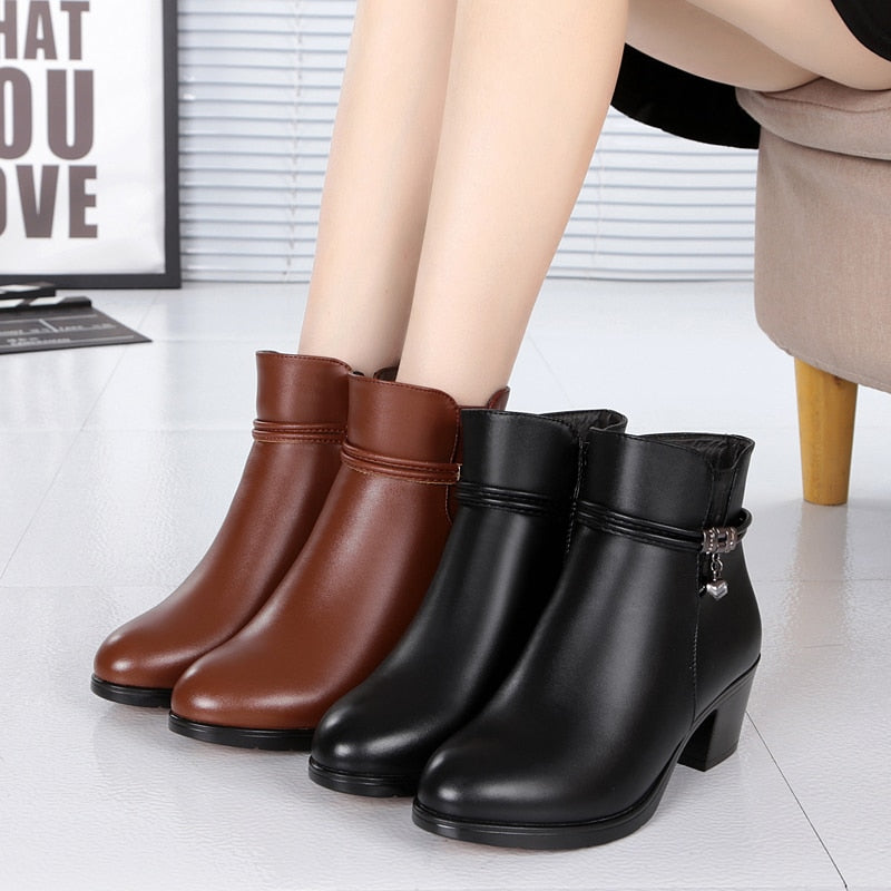 Fashion Soft Leather Women Ankle Boots High Heels Zipper Shoes Warm Fur Winter Boots for Women